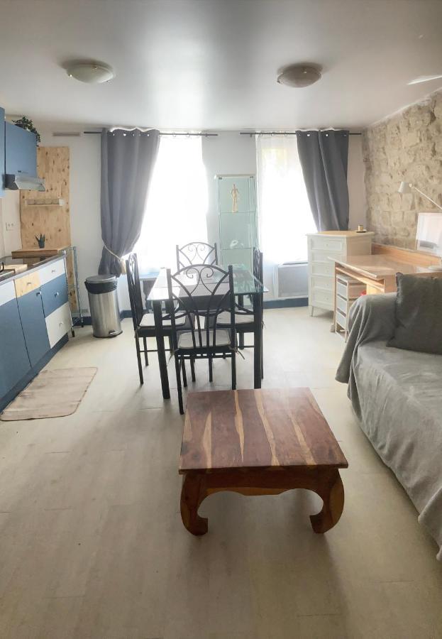 Exigehome-Grand Studio En Plein Centre De Saint Germain En Laye Экстерьер фото